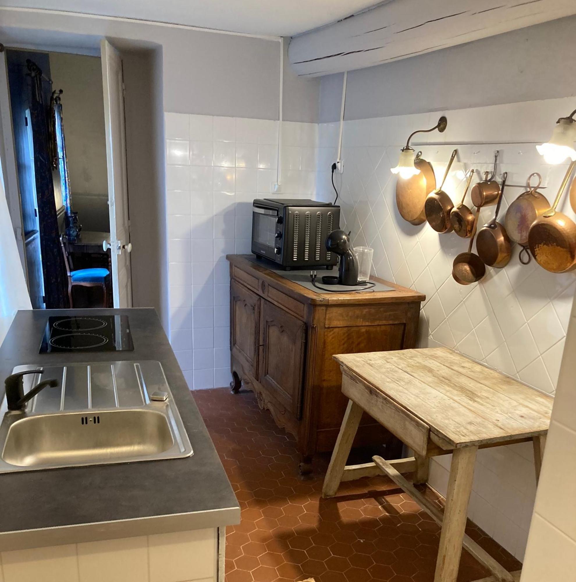 Campagne Baudeloup Bed & Breakfast LʼIsle-sur-la-Sorgue Exterior foto