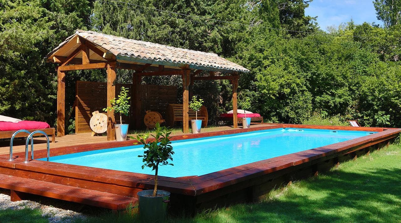 Campagne Baudeloup Bed & Breakfast LʼIsle-sur-la-Sorgue Exterior foto